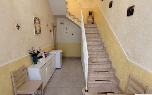 RIF. 0189 CASA INDIPENDENTE