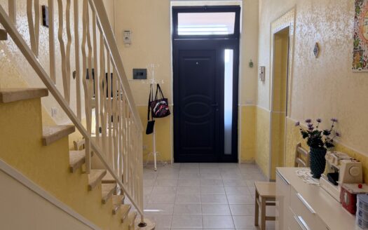 RIF. 0189 CASA INDIPENDENTE