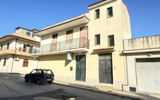 RIF. 0070 CASA ADIBITA A PALESTRA
