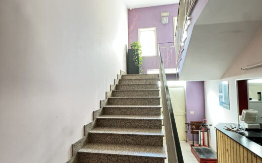 RIF. 0070 CASA ADIBITA A PALESTRA