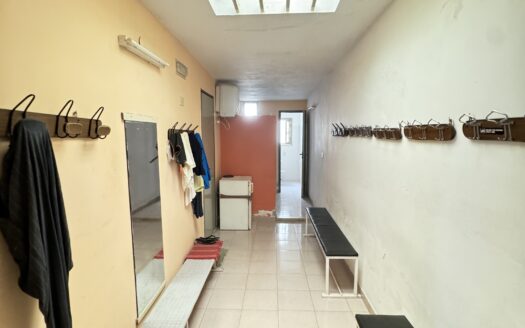 RIF. 0070 CASA ADIBITA A PALESTRA