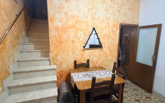 RIF. 0196 CASA INDIPENDENTE