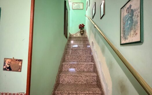 RIF. 0205 CASA INDIPENDENTE