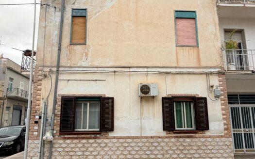 RIF. 0205 CASA INDIPENDENTE