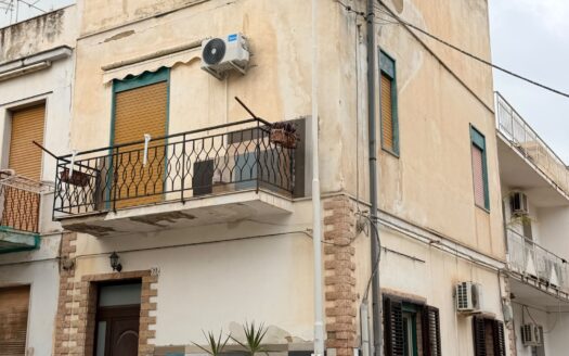 RIF. 0205 CASA INDIPENDENTE